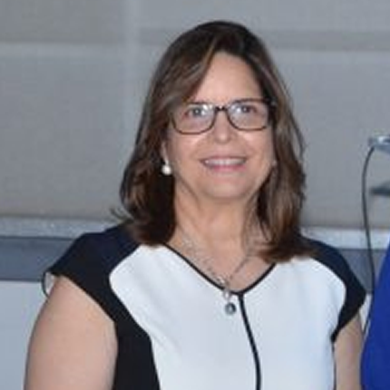 Dra. Alexandra Read Estrella